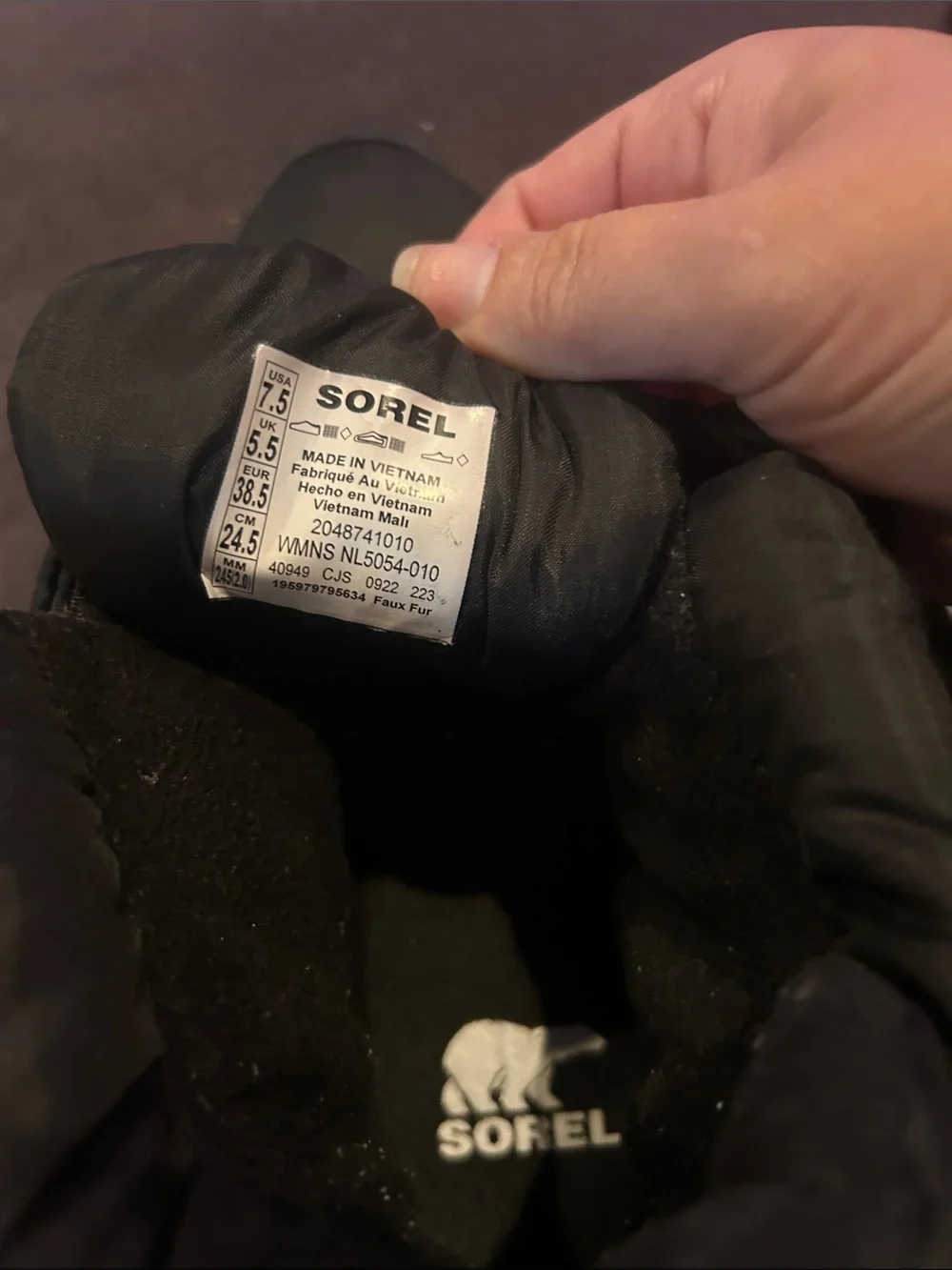 Sorel puffer Boots short Bootie with Velcro Strap